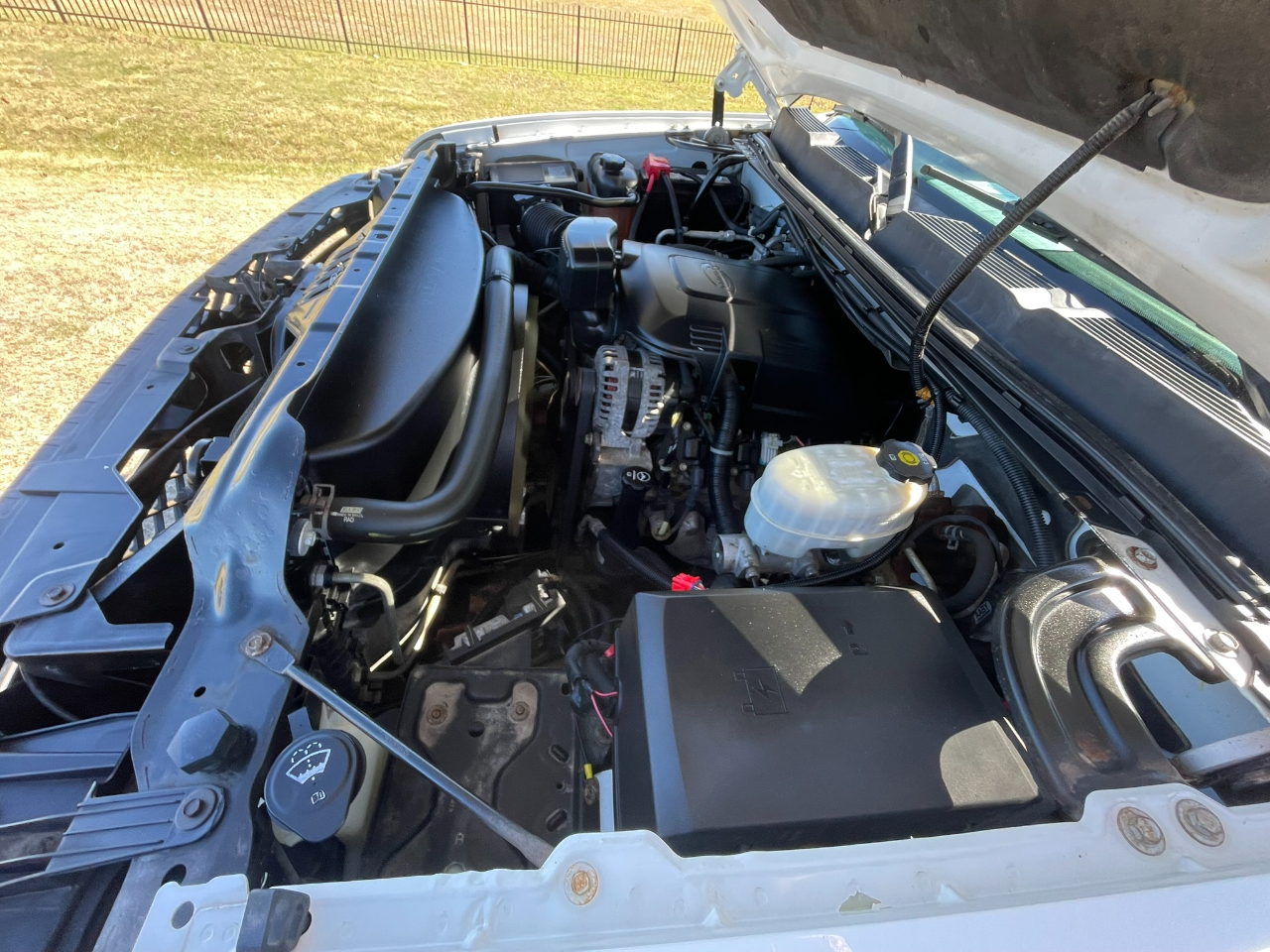 Chevrolet Silverado 2500HD LT Crew Cab 4WD 2011