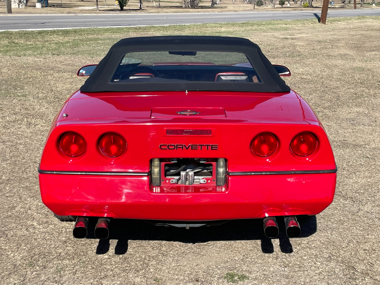 Chevrolet Corvette Convertible 1986