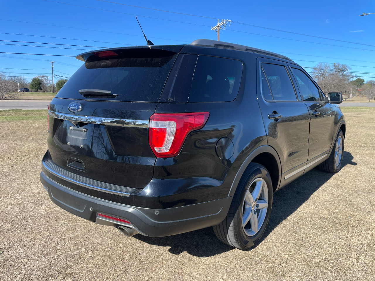 Ford Explorer XLT FWD 2018