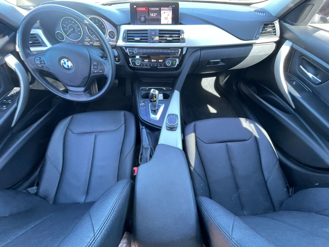 BMW 3-Series 320i xDrive Sedan 2018