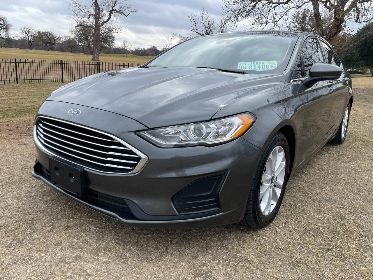 Ford Fusion SE 2020
