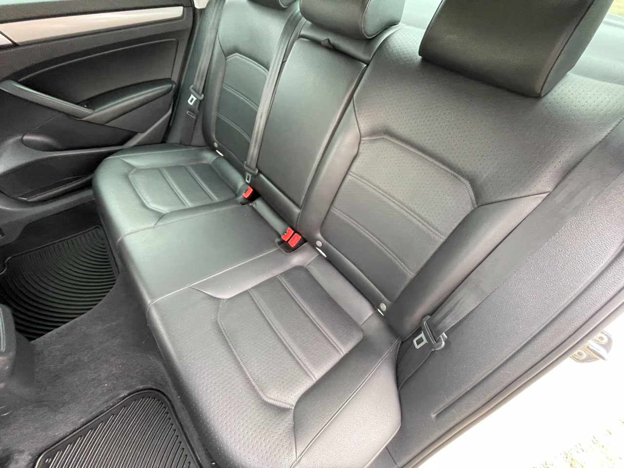 Volkswagen Passat Wolfsburg Edition 6A 2015