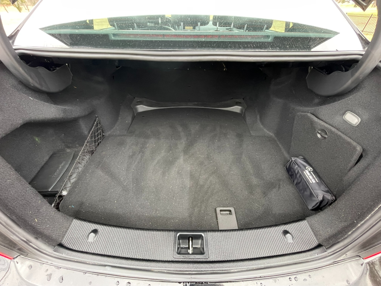 Mercedes-Benz C-Class C300 Luxury Sedan 2011