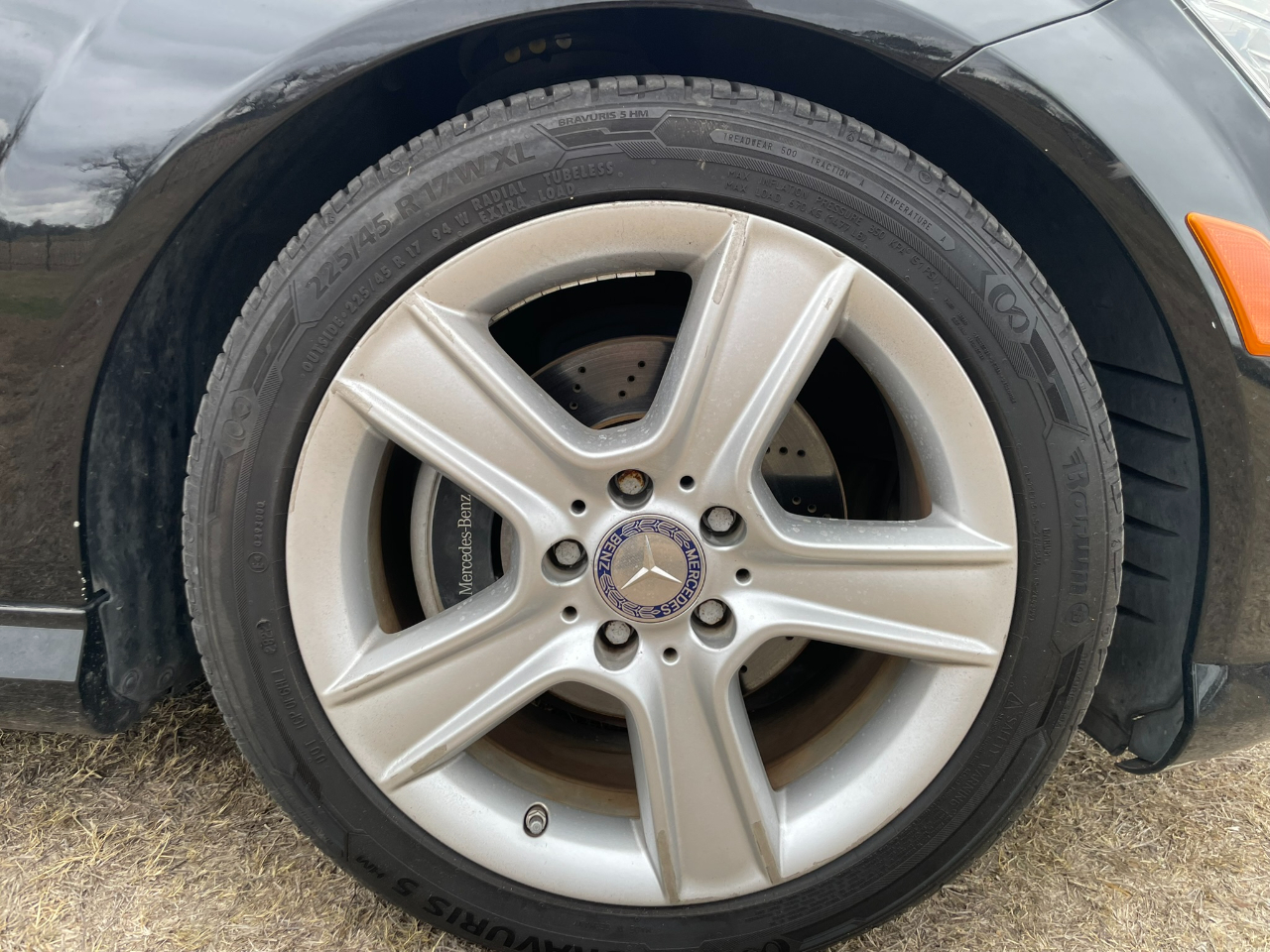 Mercedes-Benz C-Class C300 Luxury Sedan 2011