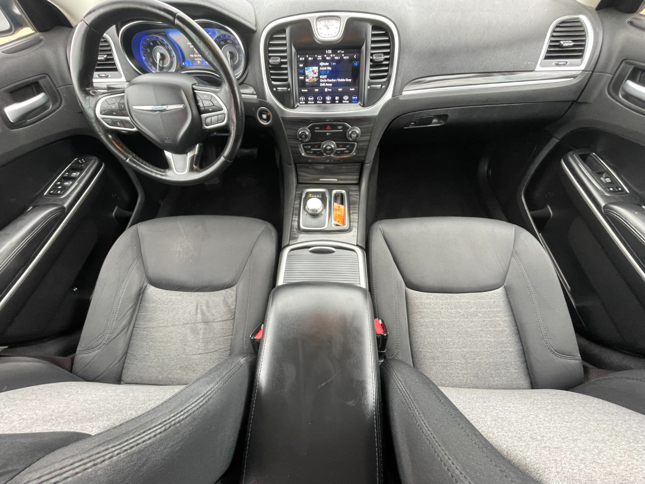 Chrysler 300 Touring 2019