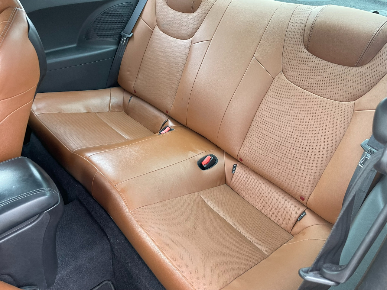 Hyundai Genesis Coupe 3.8 Ultimate 6MT 2015