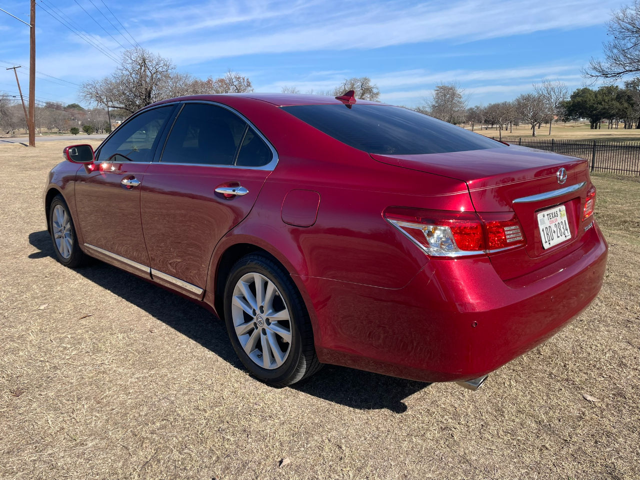 Lexus ES 350 Sedan 2012