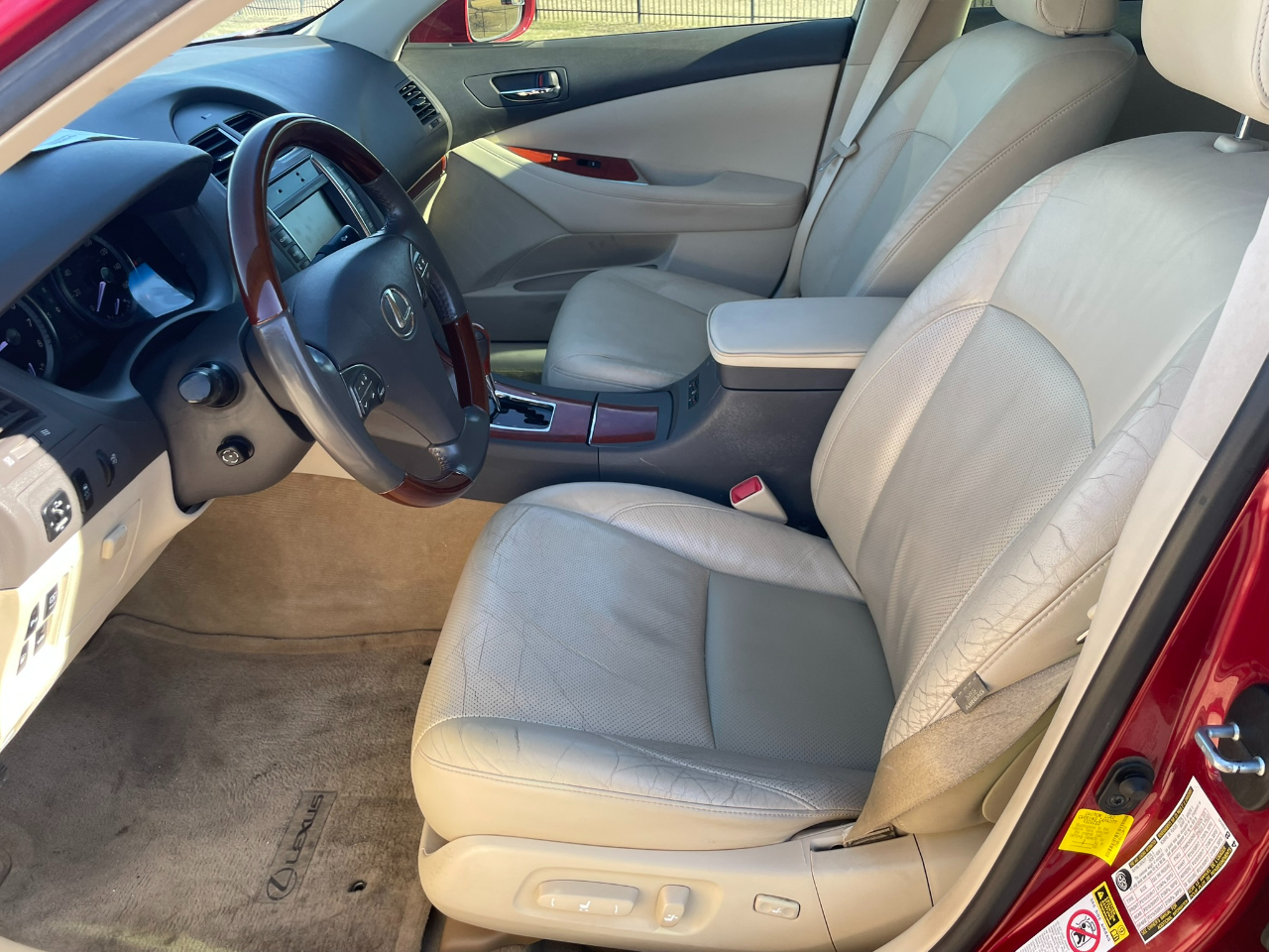 Lexus ES 350 Sedan 2012