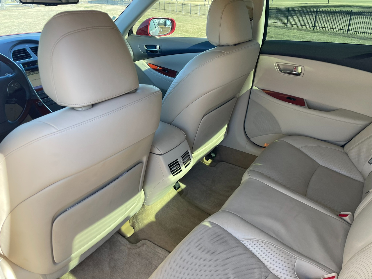 Lexus ES 350 Sedan 2012