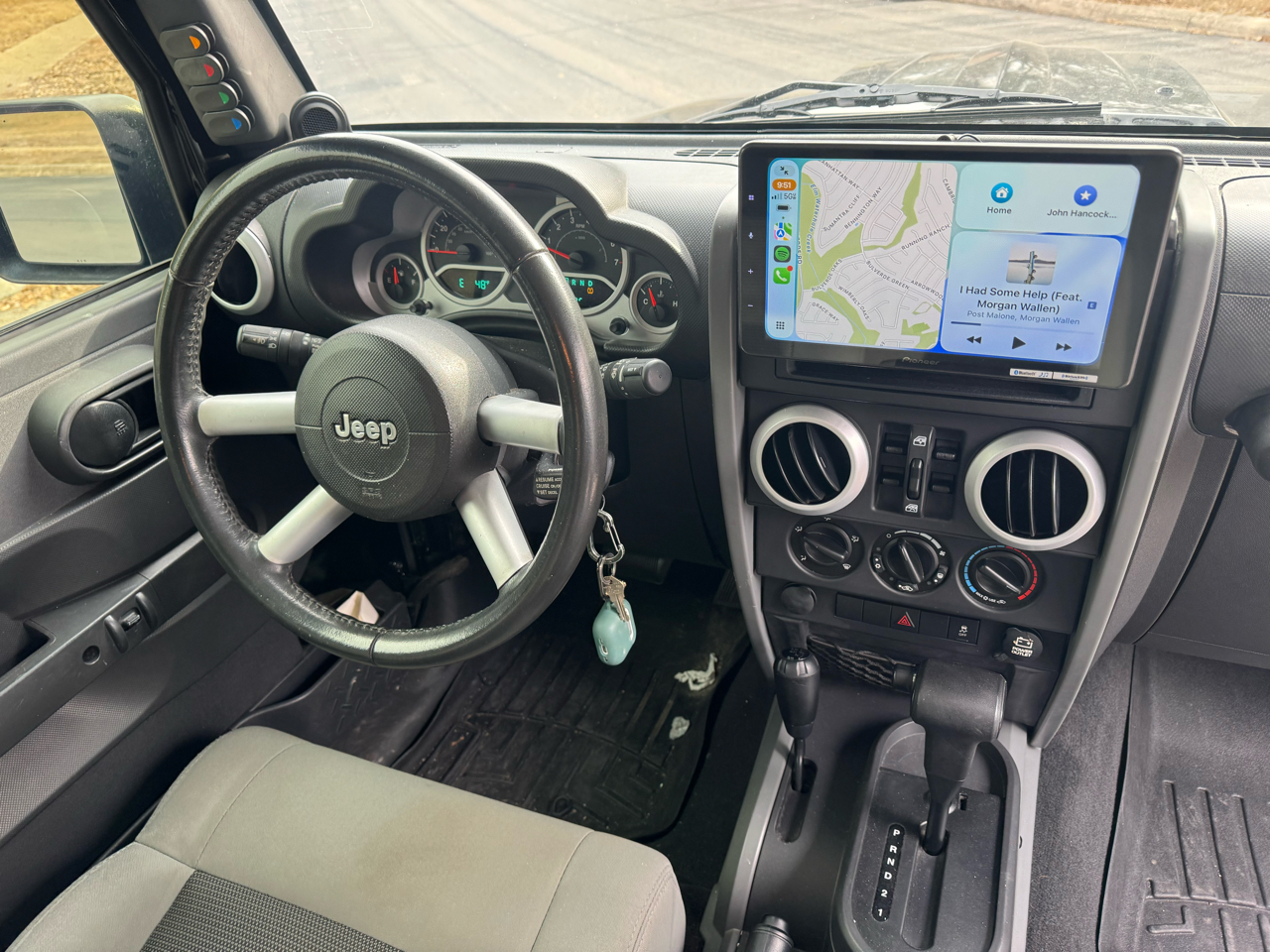 Jeep Wrangler Unlimited Sahara 4WD 2010