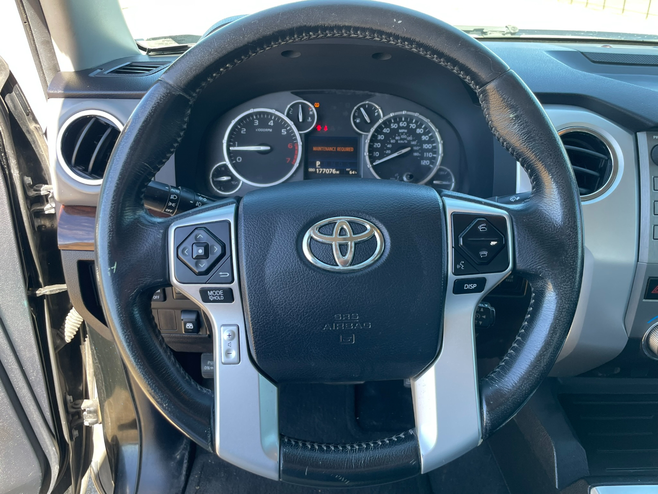 Toyota Tundra Limited 5.7L CrewMax 2WD 2015