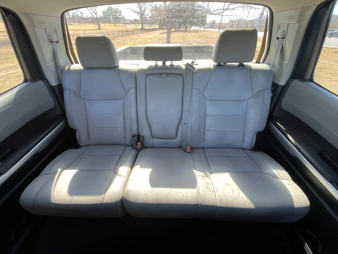 Toyota Tundra Limited 5.7L CrewMax 2WD 2015