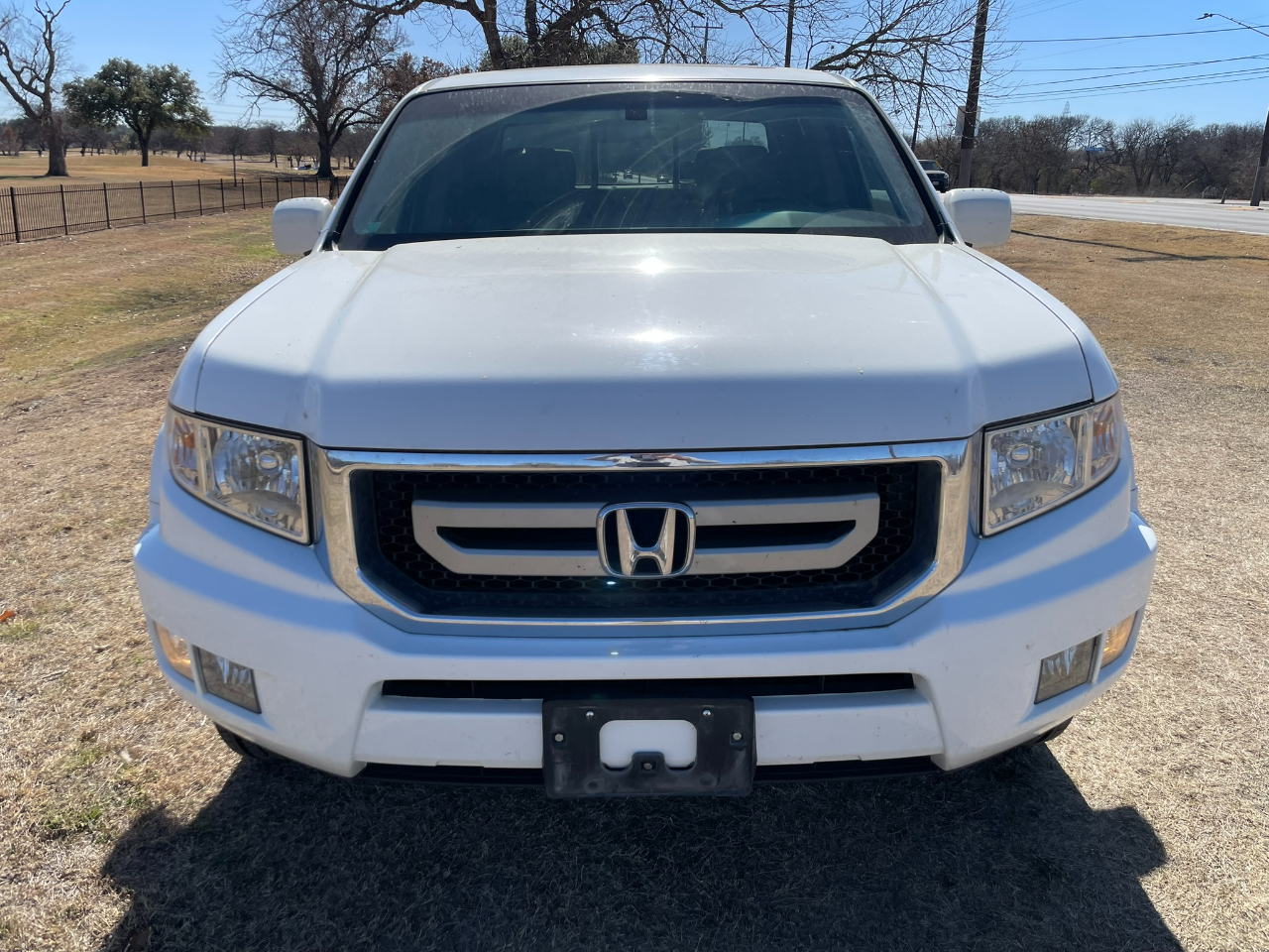 Honda Ridgeline RTL AT with MOONROOF 2011