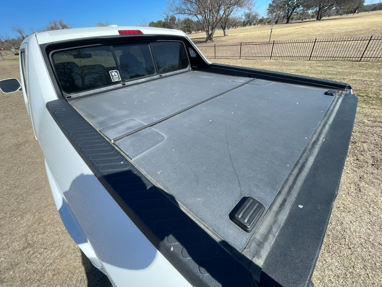 Honda Ridgeline RTL AT with MOONROOF 2011