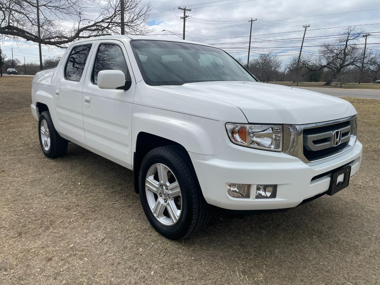 Honda Ridgeline RTL AT with MOONROOF 2011