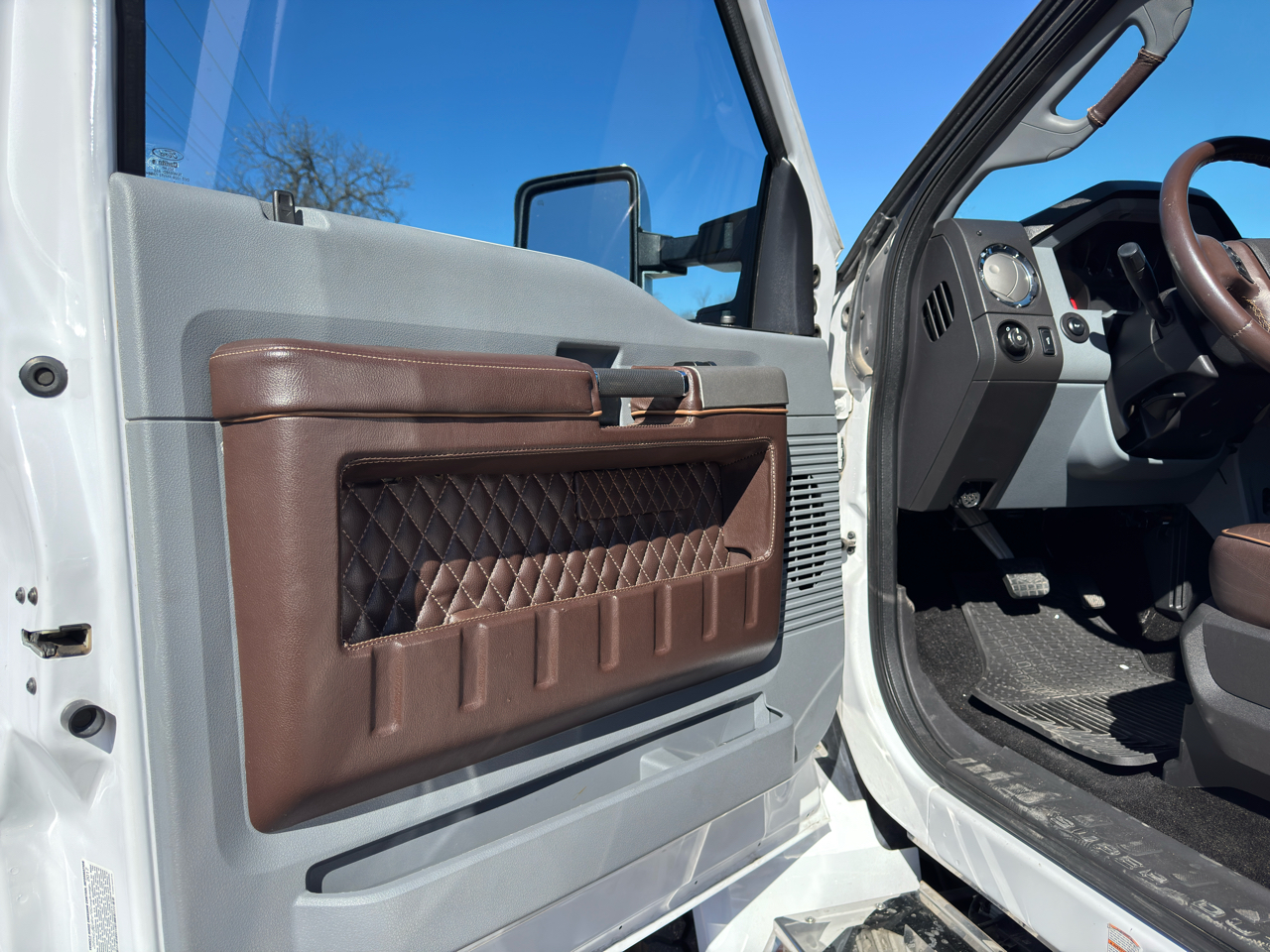 Ford F-650 Crew Cab 2WD DRW 2017