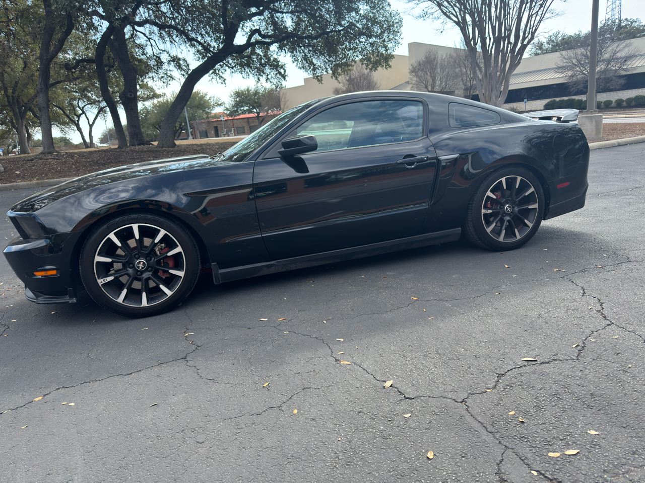 Ford Mustang GT Coupe 2011