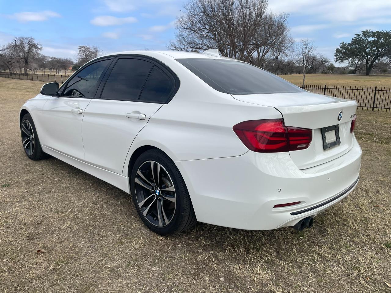 BMW 3-Series 330i SULEV Sedan 2018