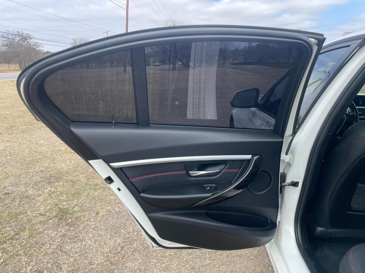 BMW 3-Series 330i SULEV Sedan 2018