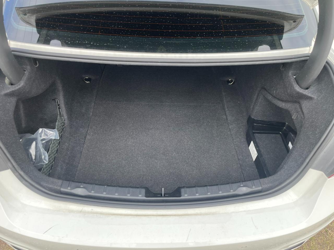 BMW 3-Series 330i SULEV Sedan 2018