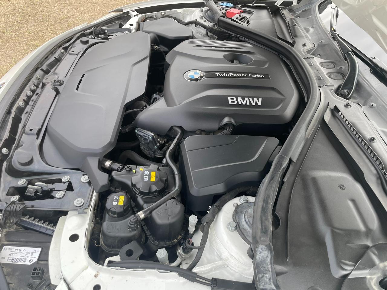 BMW 3-Series 330i SULEV Sedan 2018