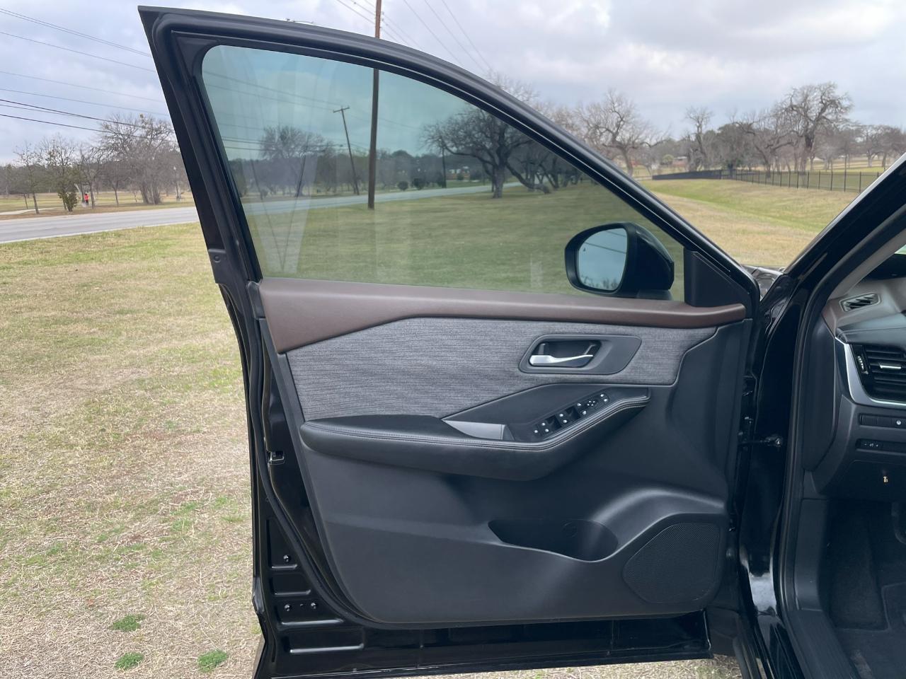 Nissan Rogue SV 2021