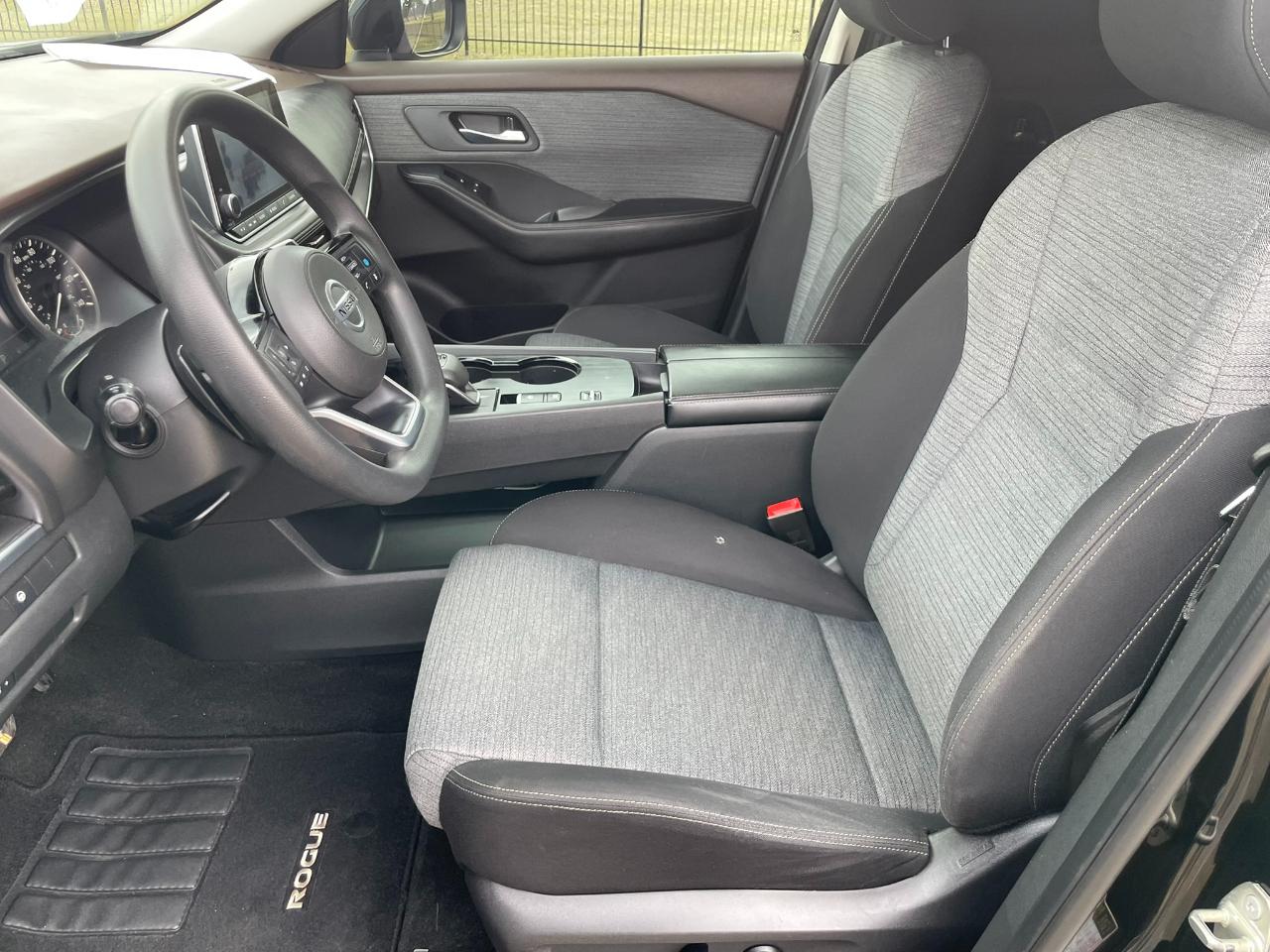 Nissan Rogue SV 2021