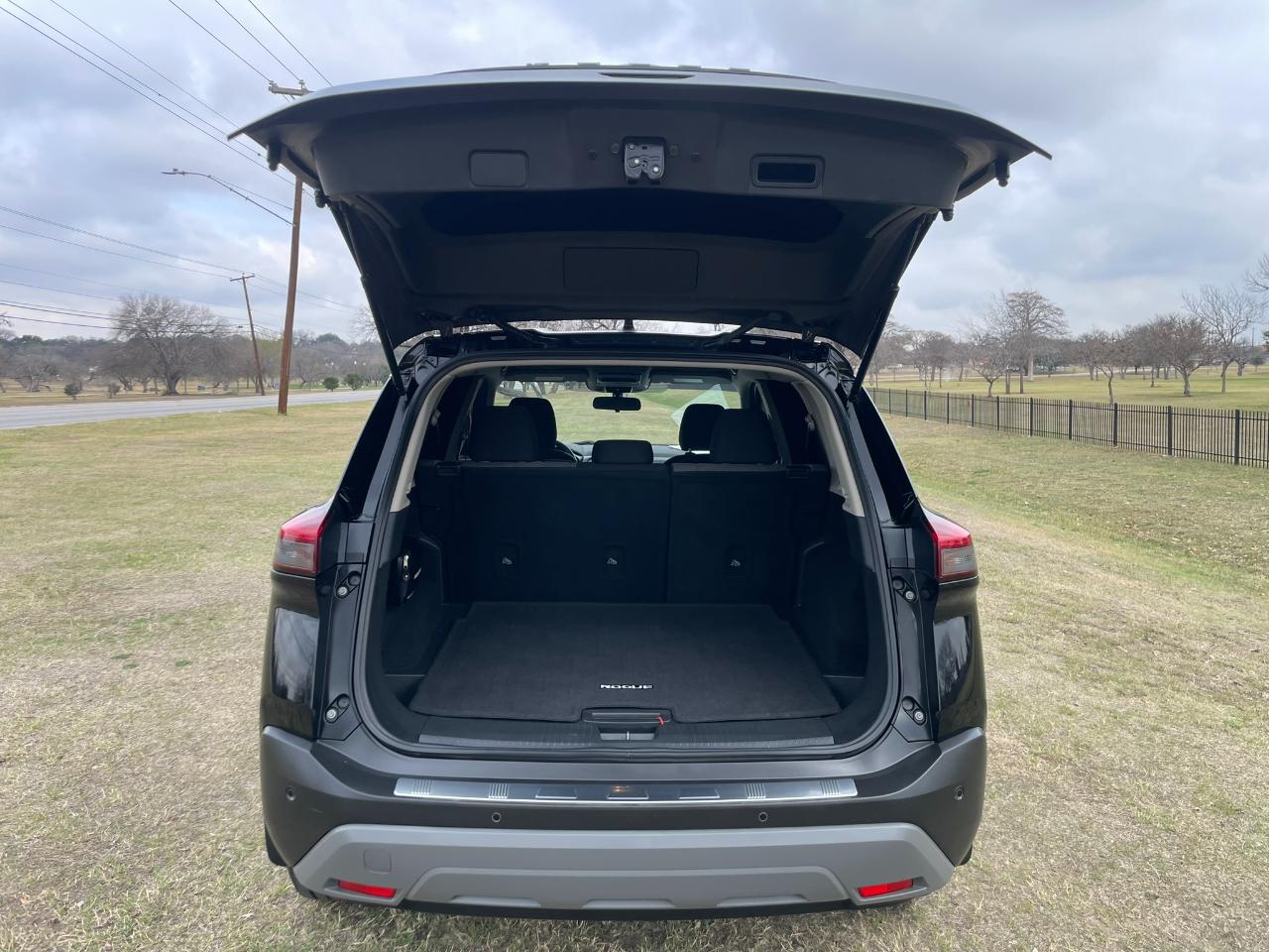 Nissan Rogue SV 2021