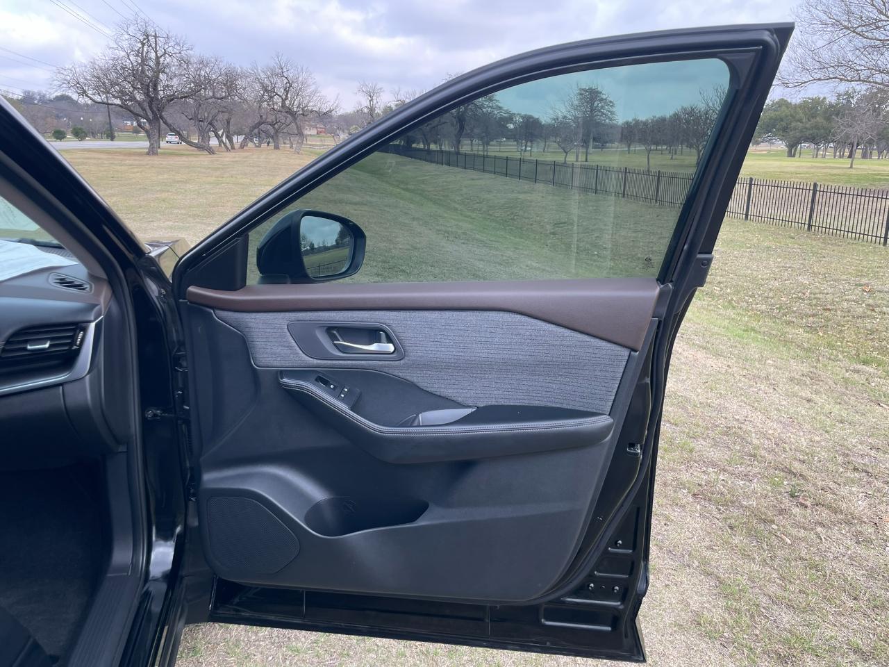 Nissan Rogue SV 2021