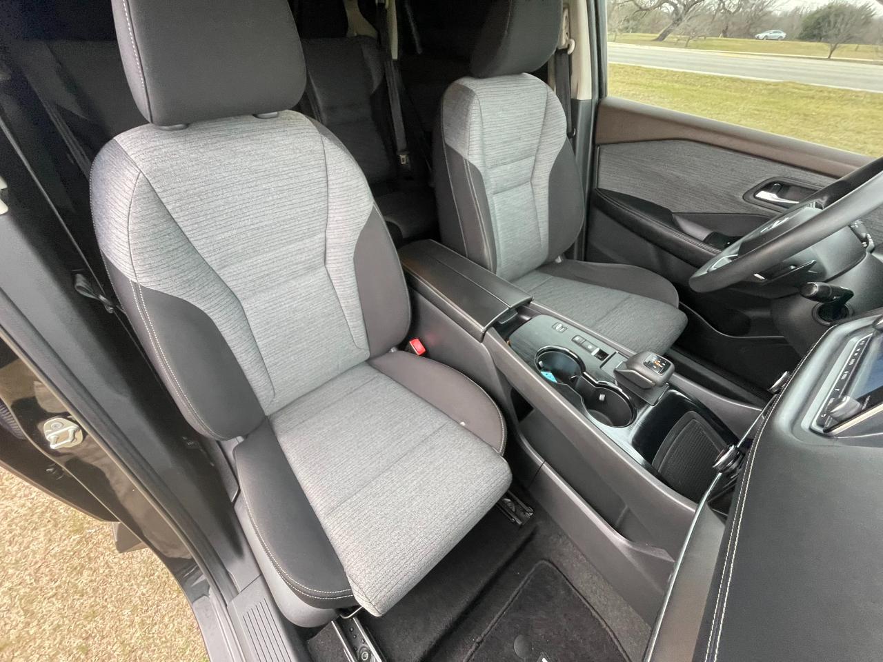 Nissan Rogue SV 2021