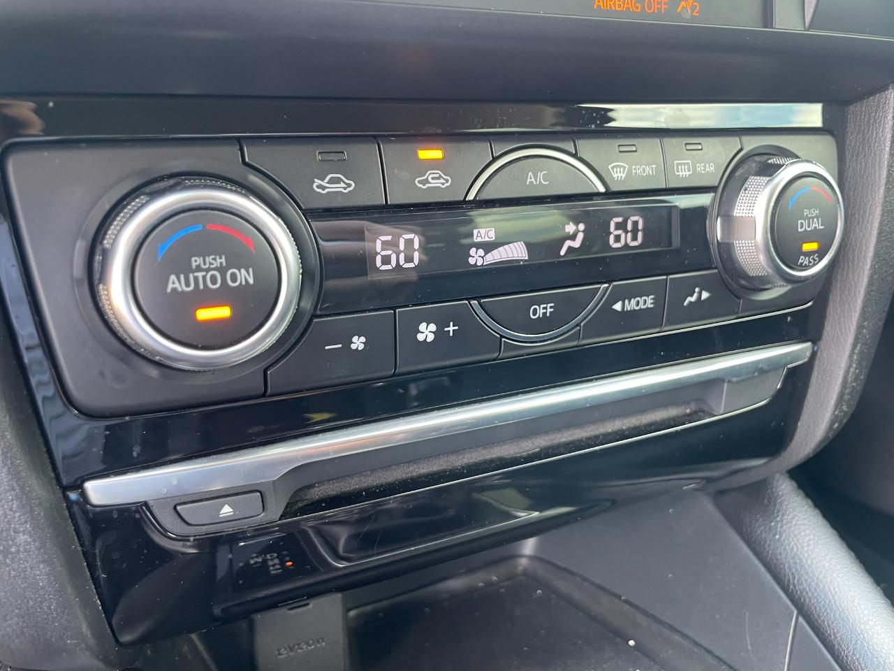 Mazda MAZDA6 i Touring 2016