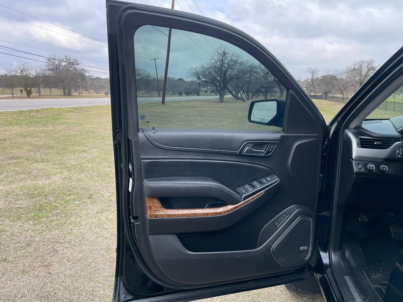 Chevrolet Tahoe 4WD 4dr Z71 2015