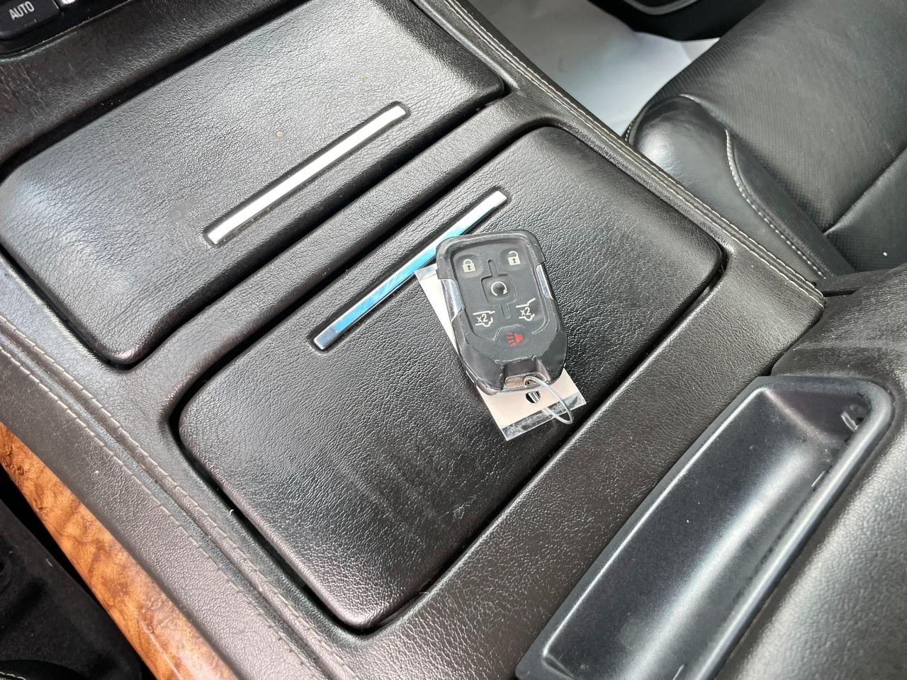 Chevrolet Tahoe 4WD 4dr Z71 2015