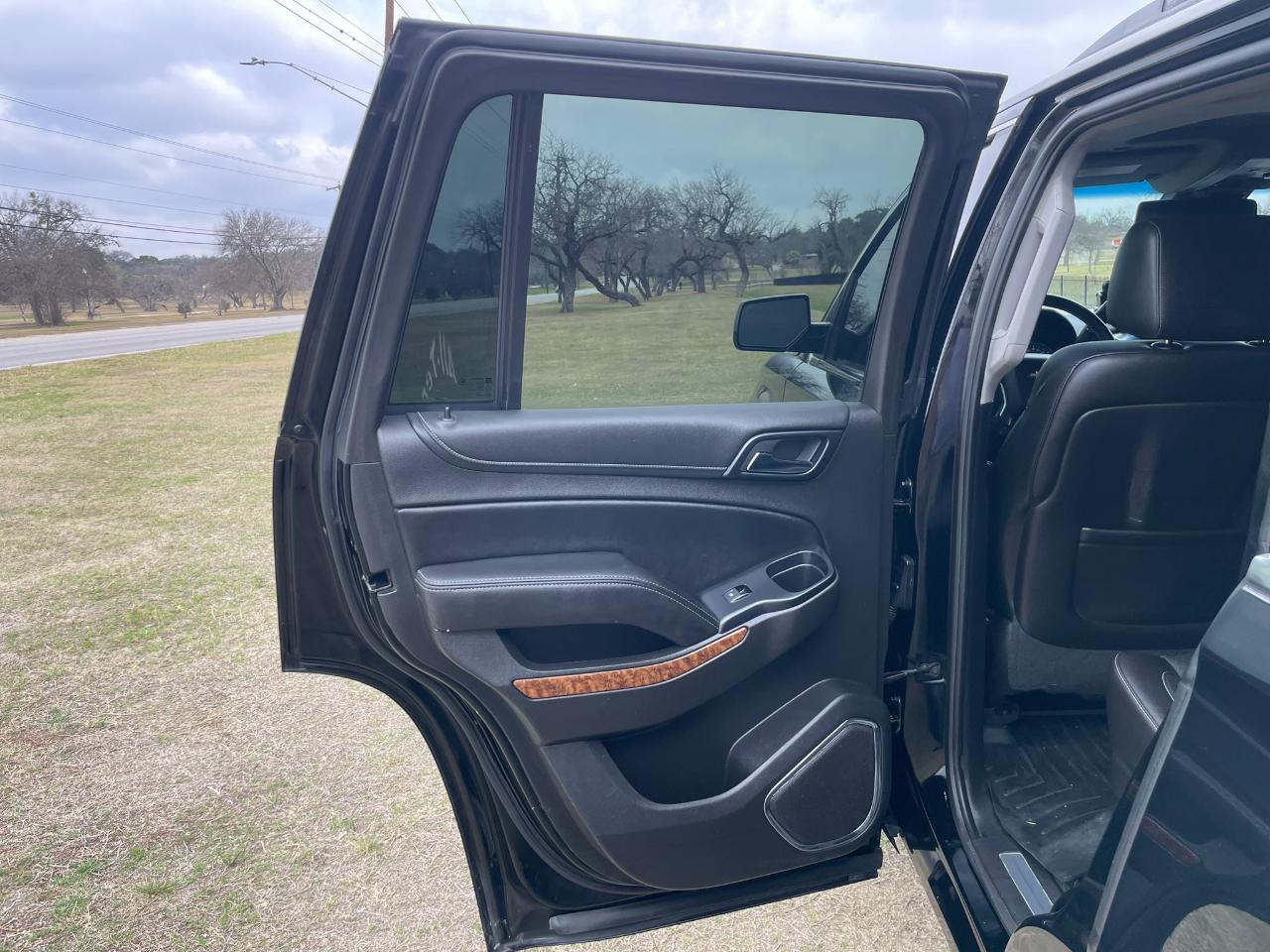 Chevrolet Tahoe 4WD 4dr Z71 2015