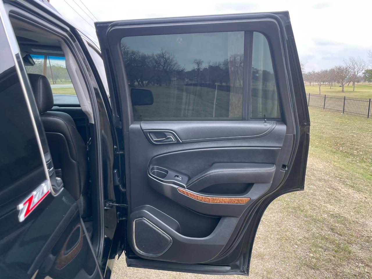 Chevrolet Tahoe 4WD 4dr Z71 2015