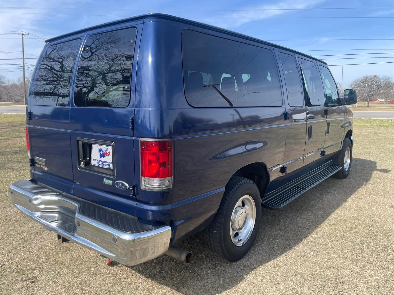 Ford Econoline E-150 XL 2013