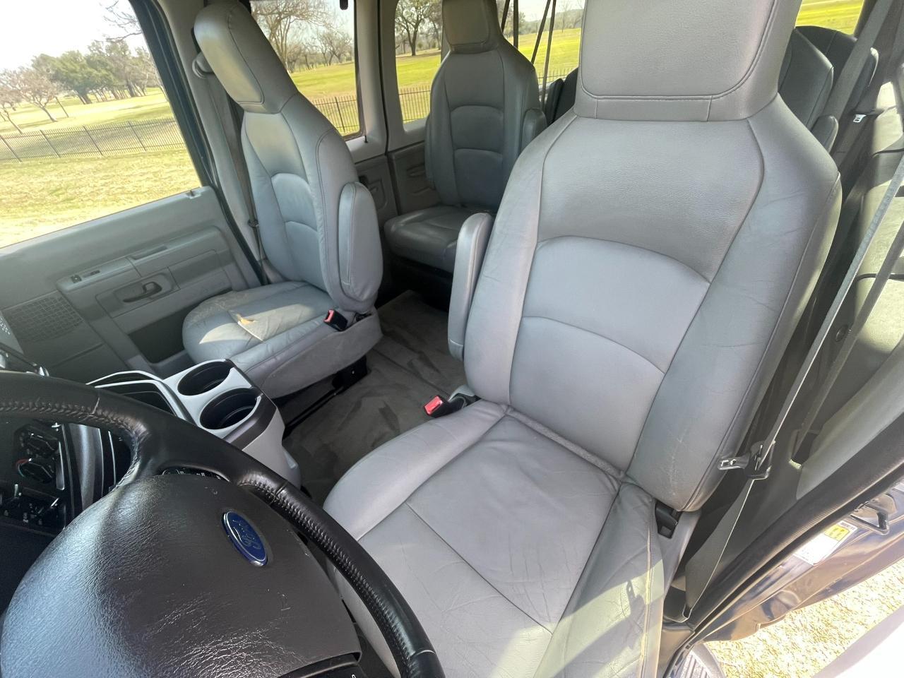 Ford Econoline E-150 XL 2013