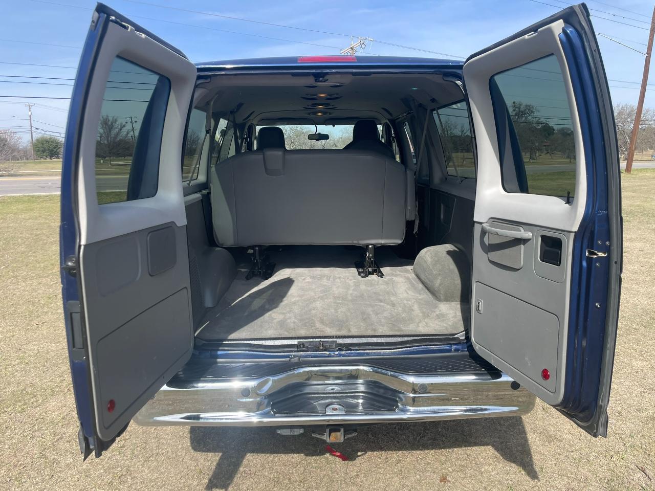 Ford Econoline E-150 XL 2013