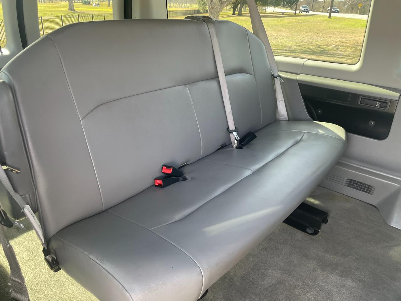 Ford Econoline E-150 XL 2013