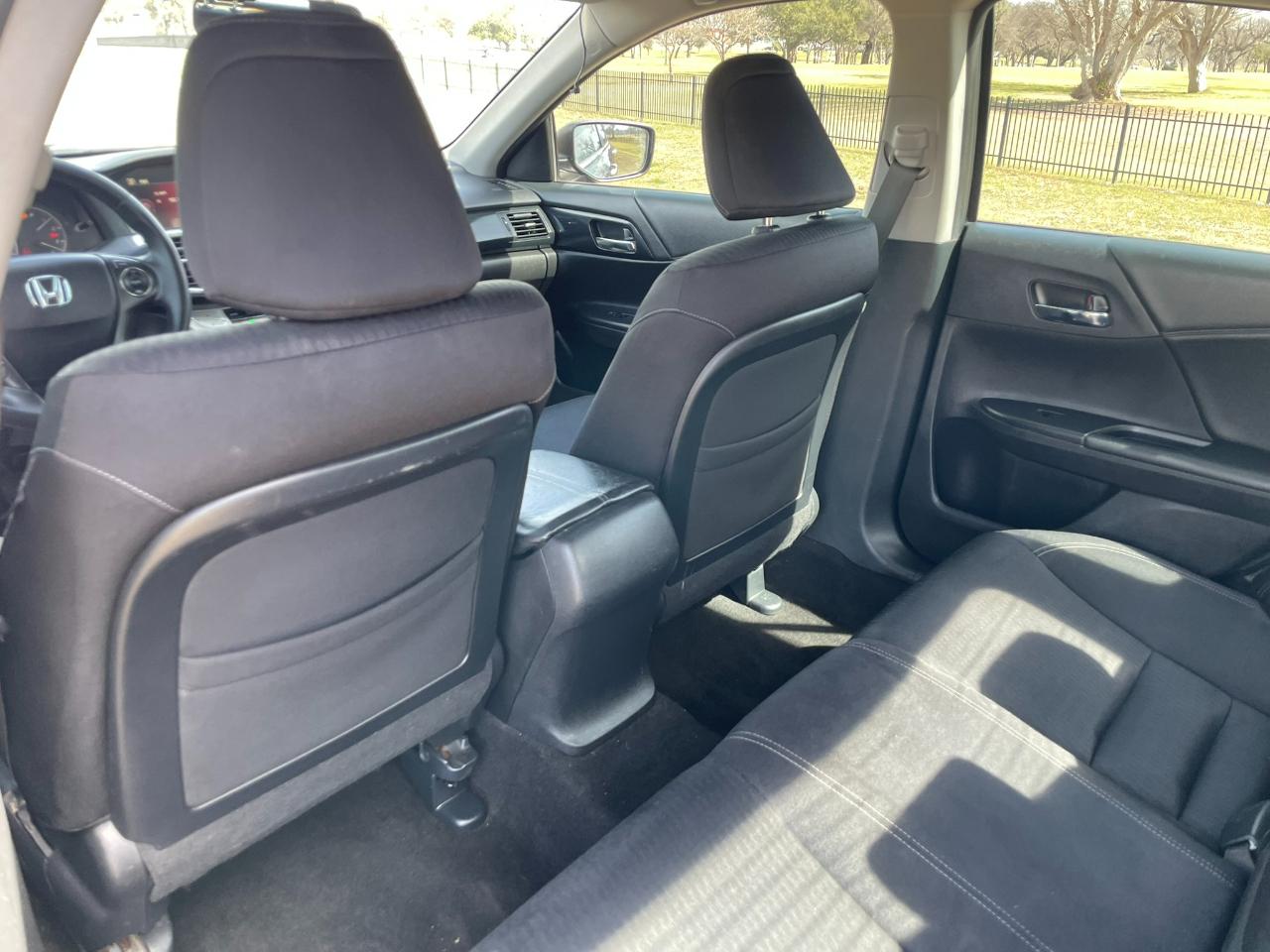 Honda Accord Sport Sedan 6-Spd MT 2014