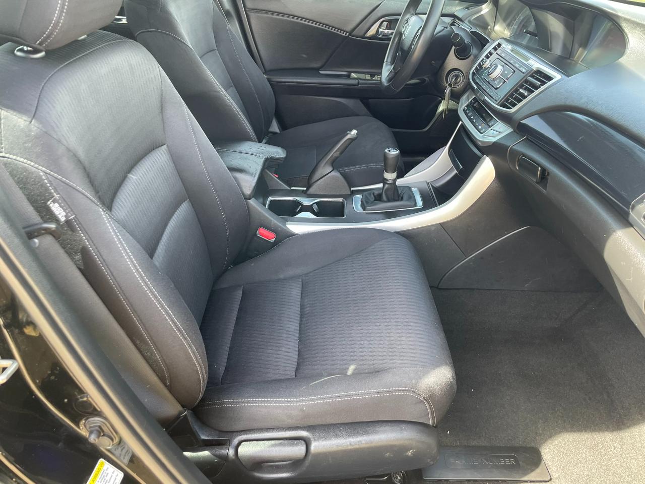 Honda Accord Sport Sedan 6-Spd MT 2014