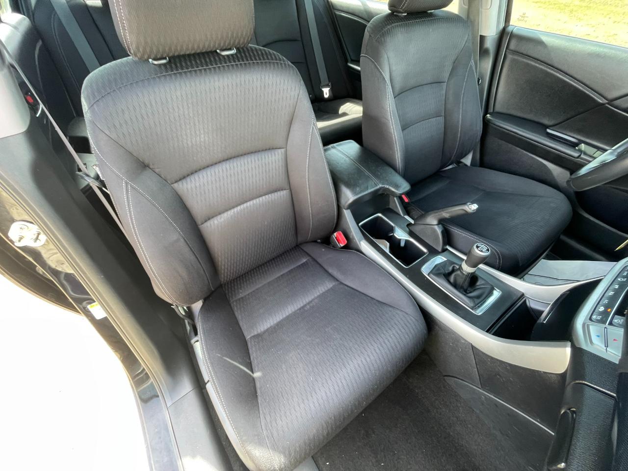 Honda Accord Sport Sedan 6-Spd MT 2014