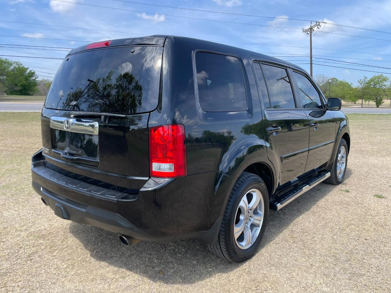 Honda Pilot EX-L 2WD 5-Spd AT with Navigation 2012