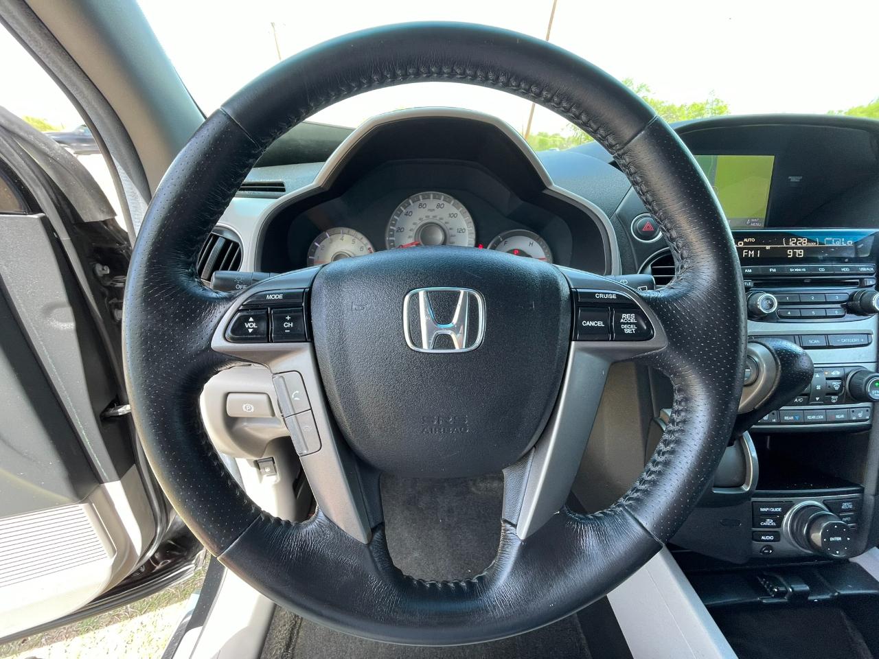 Honda Pilot EX-L 2WD 5-Spd AT with Navigation 2012