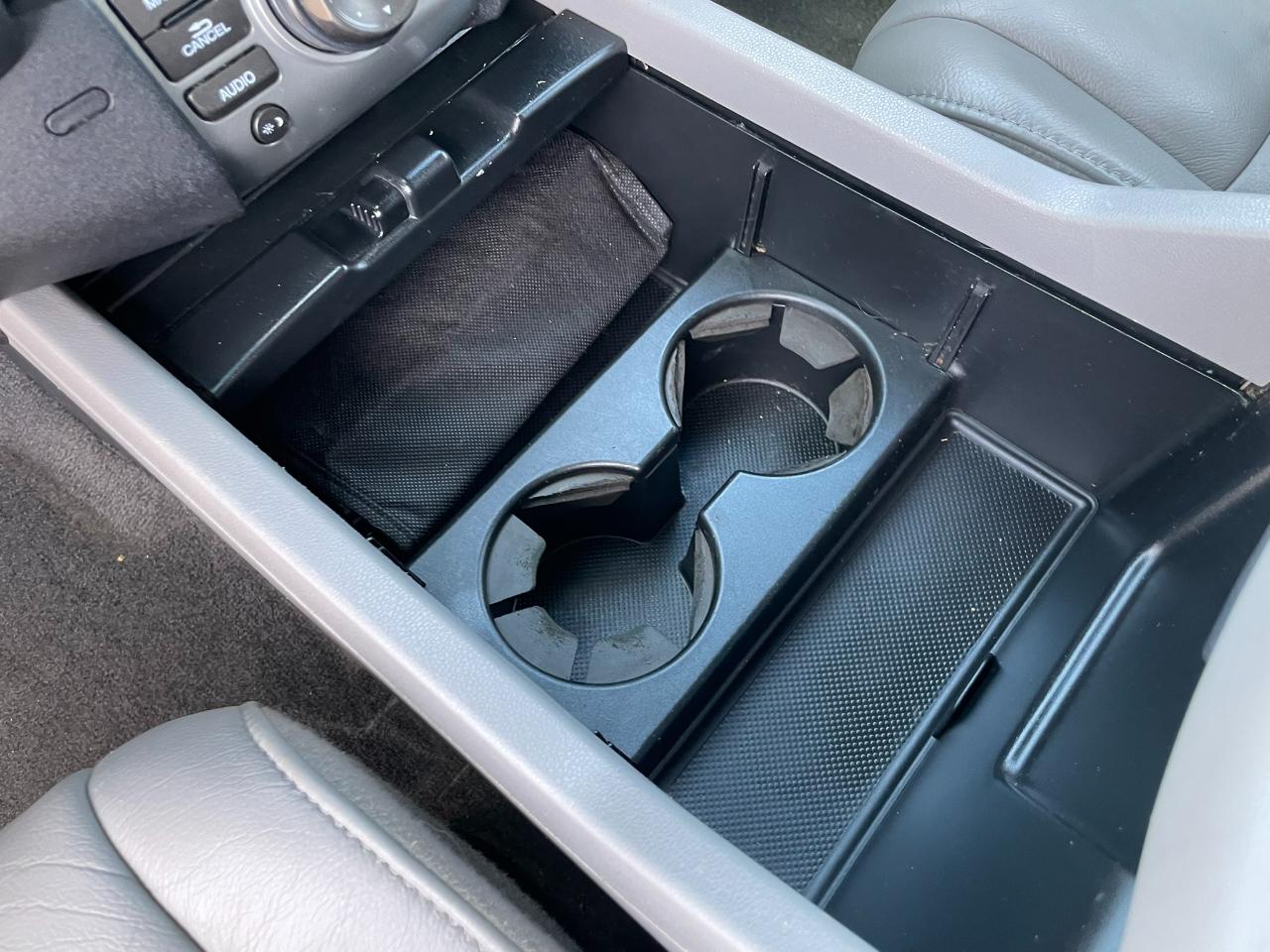 Honda Pilot EX-L 2WD 5-Spd AT with Navigation 2012