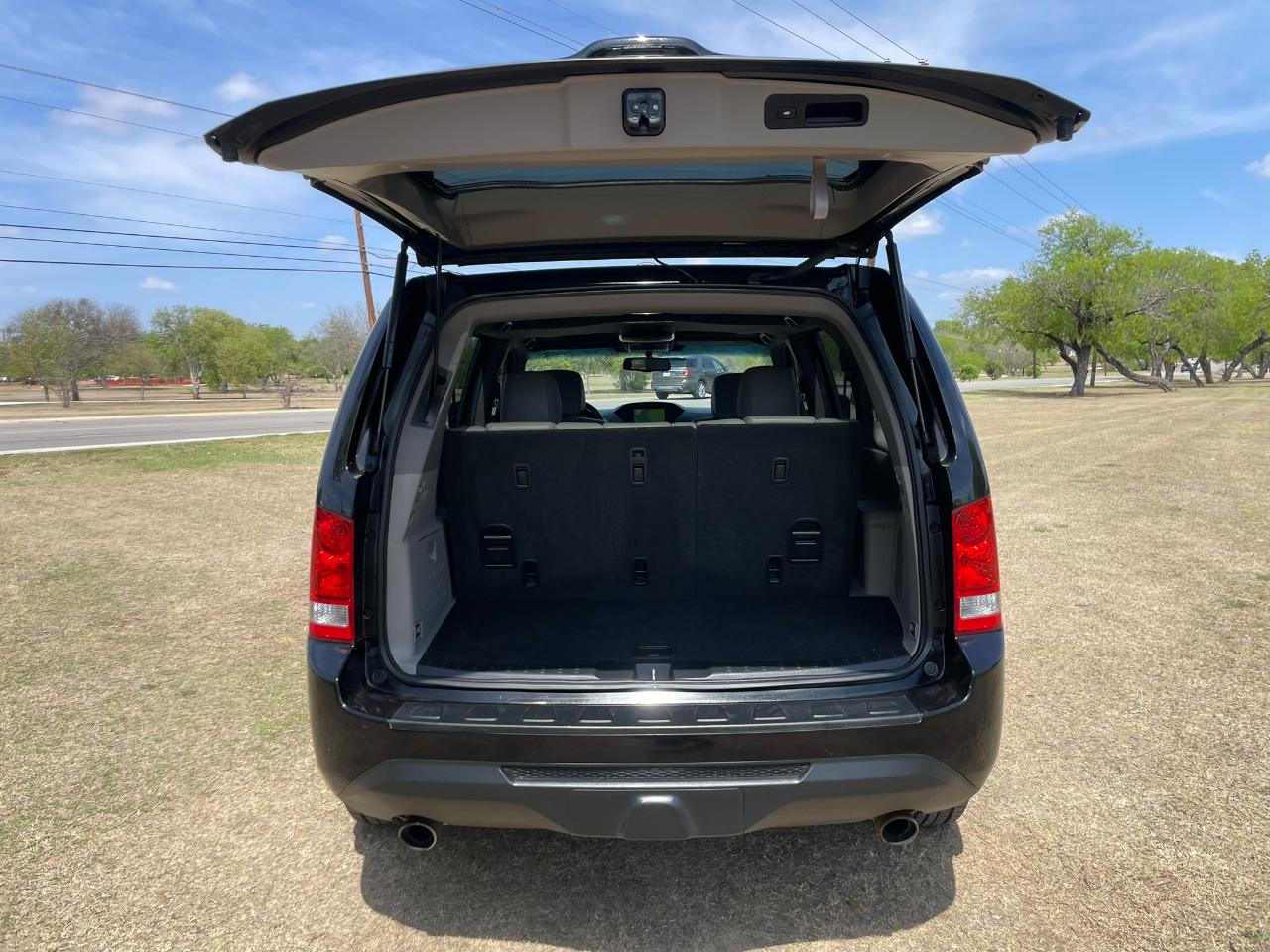 Honda Pilot EX-L 2WD 5-Spd AT with Navigation 2012