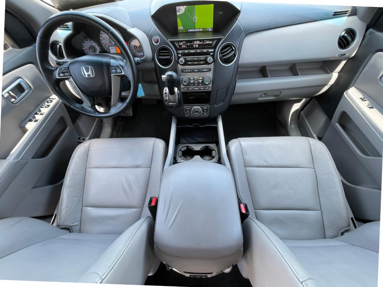 Honda Pilot EX-L 2WD 5-Spd AT with Navigation 2012