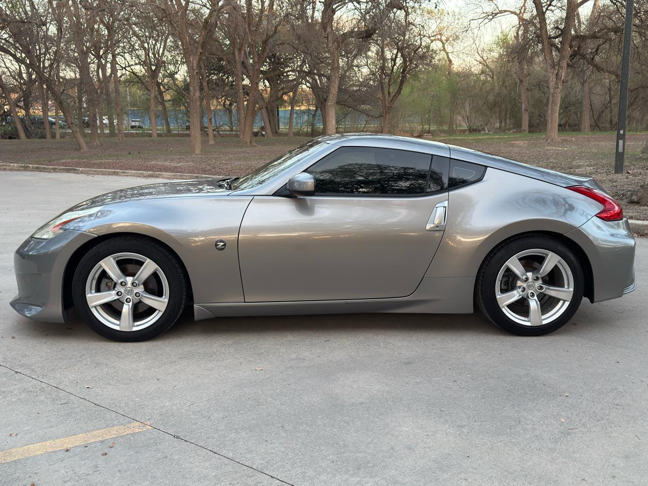 Nissan Z 370Z Coupe 2010