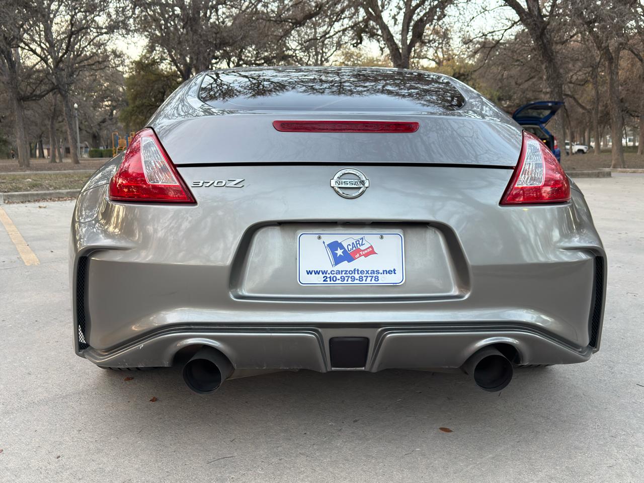 Nissan Z 370Z Coupe 2010