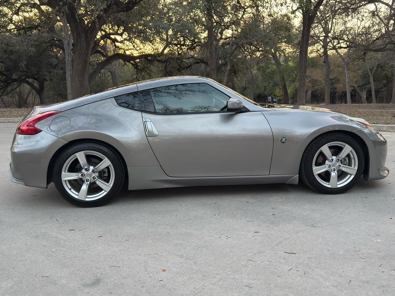 Nissan Z 370Z Coupe 2010